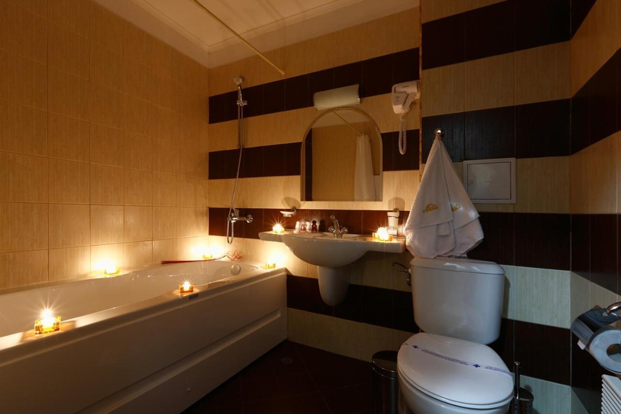 Evridika Hotel Devin Extérieur photo