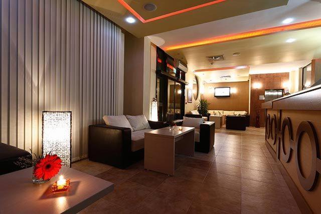 Evridika Hotel Devin Extérieur photo