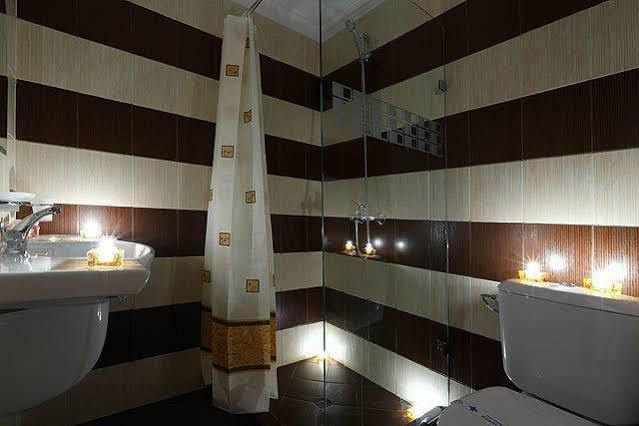 Evridika Hotel Devin Extérieur photo